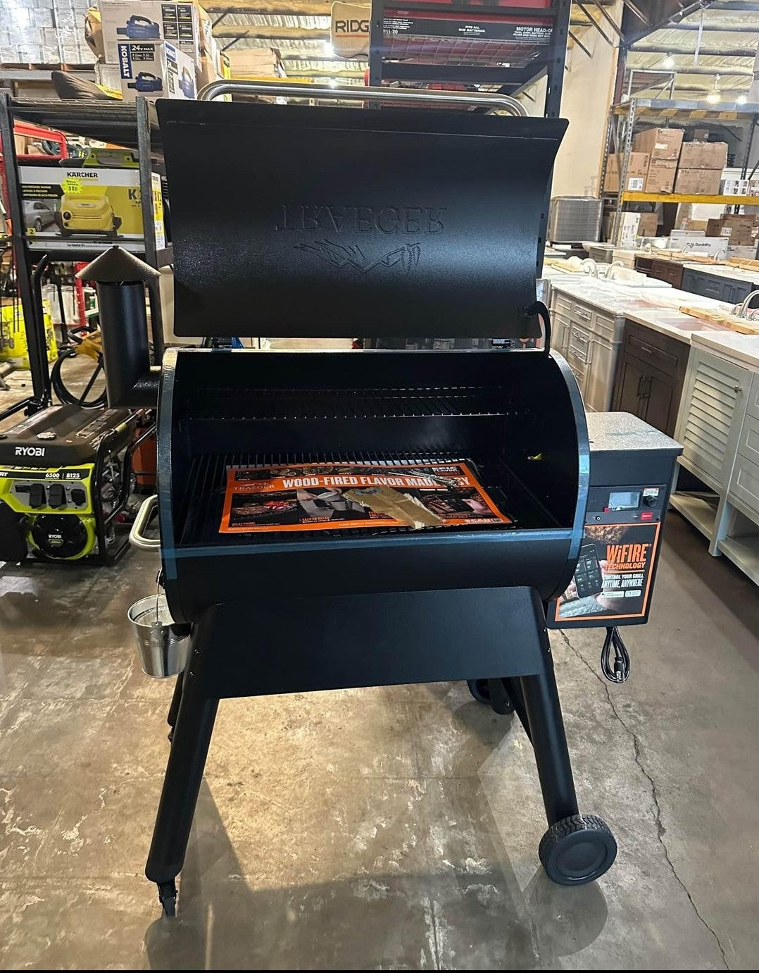 Traeger
Pro 780 Wifi Pellet Grill and Smoker in Black