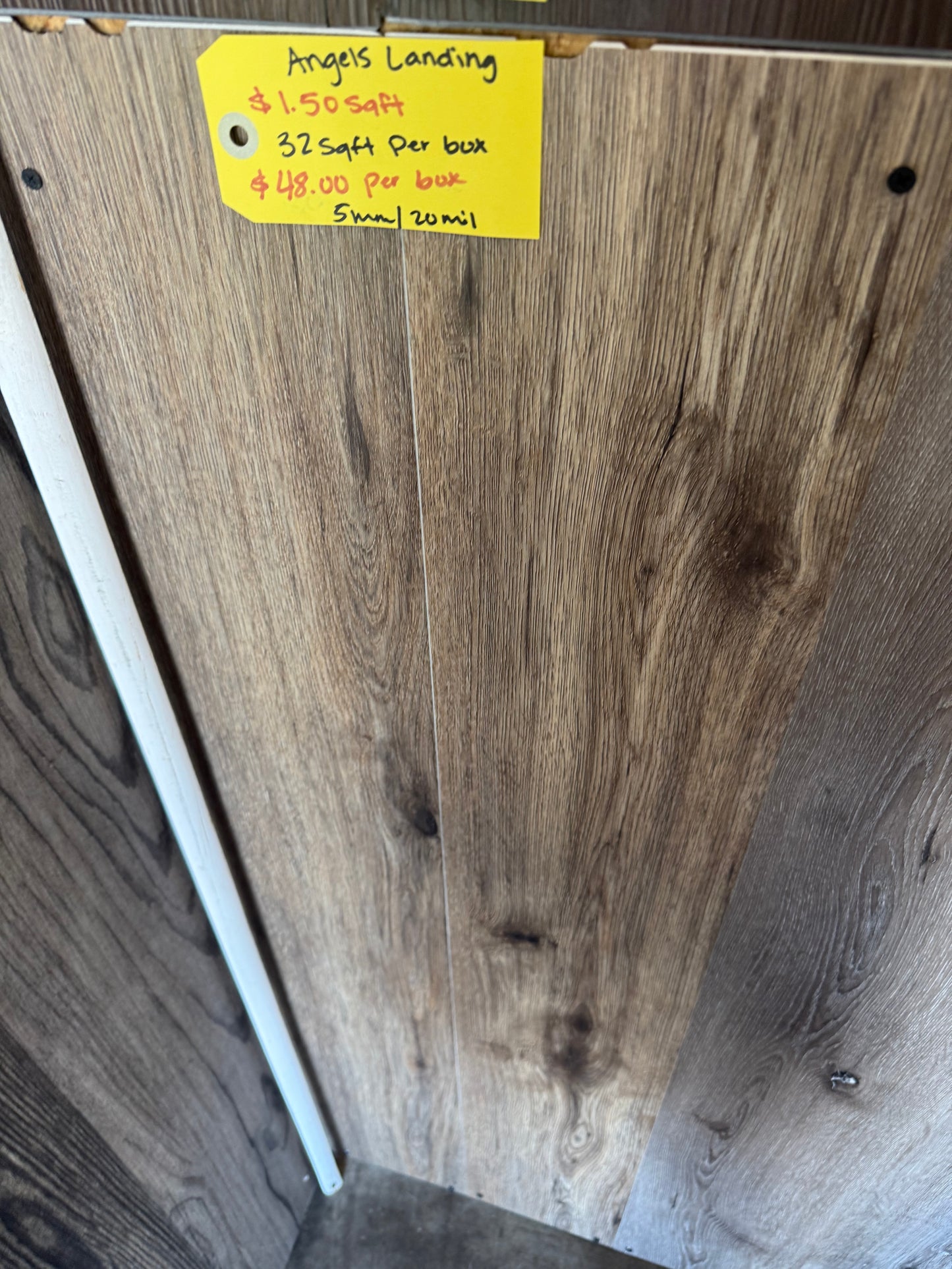 Angels landing Vynil flooring waterproof 5.0mm 20mil ( 32 sq ft