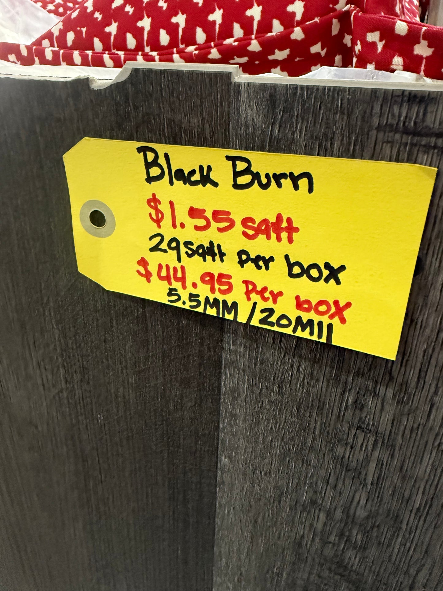 Black burn Vynil flooring waterproof ( 29sq ft