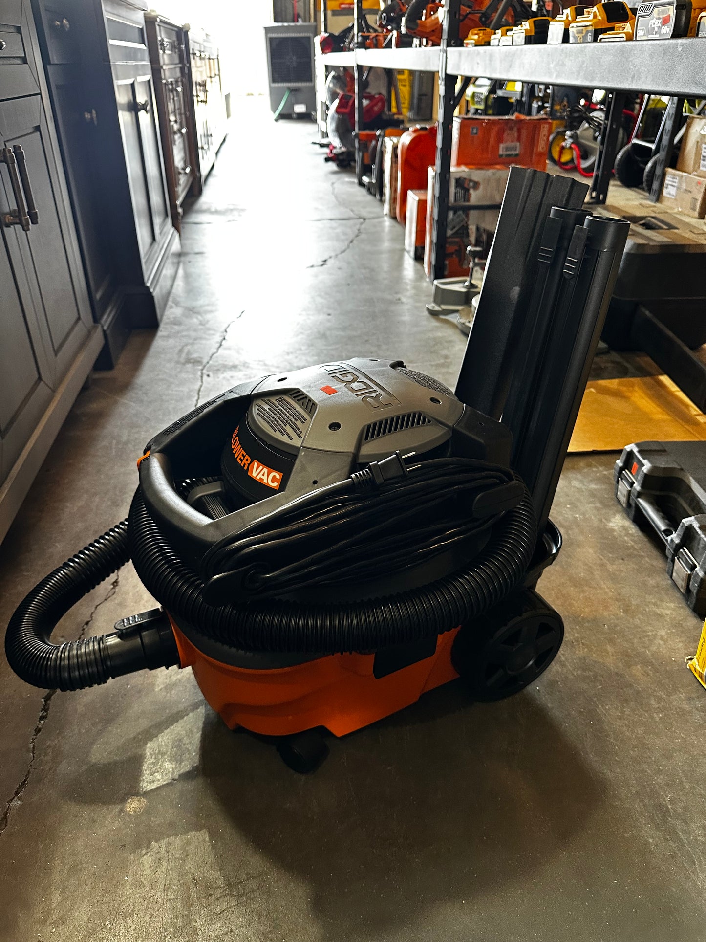 RIDGID
4 Gallon 6.0 Peak HP Wet/Dry Shop Vacuum with Detachable Blower, Fine Dust Filter, Locking Ho