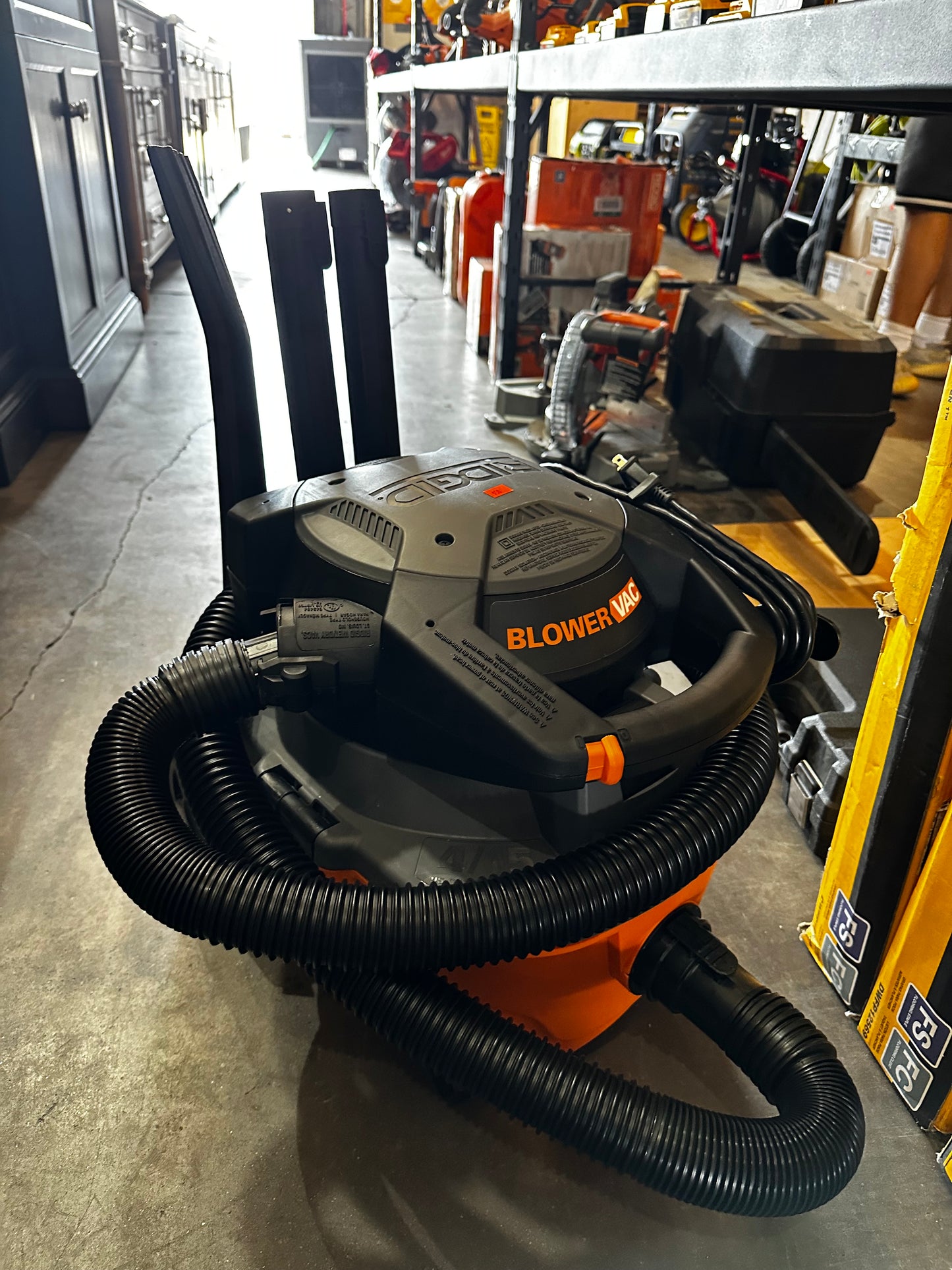 RIDGID
4 Gallon 6.0 Peak HP Wet/Dry Shop Vacuum with Detachable Blower, Fine Dust Filter, Locking Ho