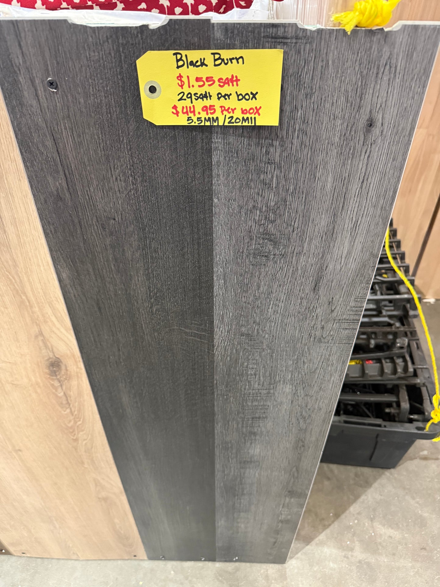 Black burn Vynil flooring waterproof ( 29sq ft