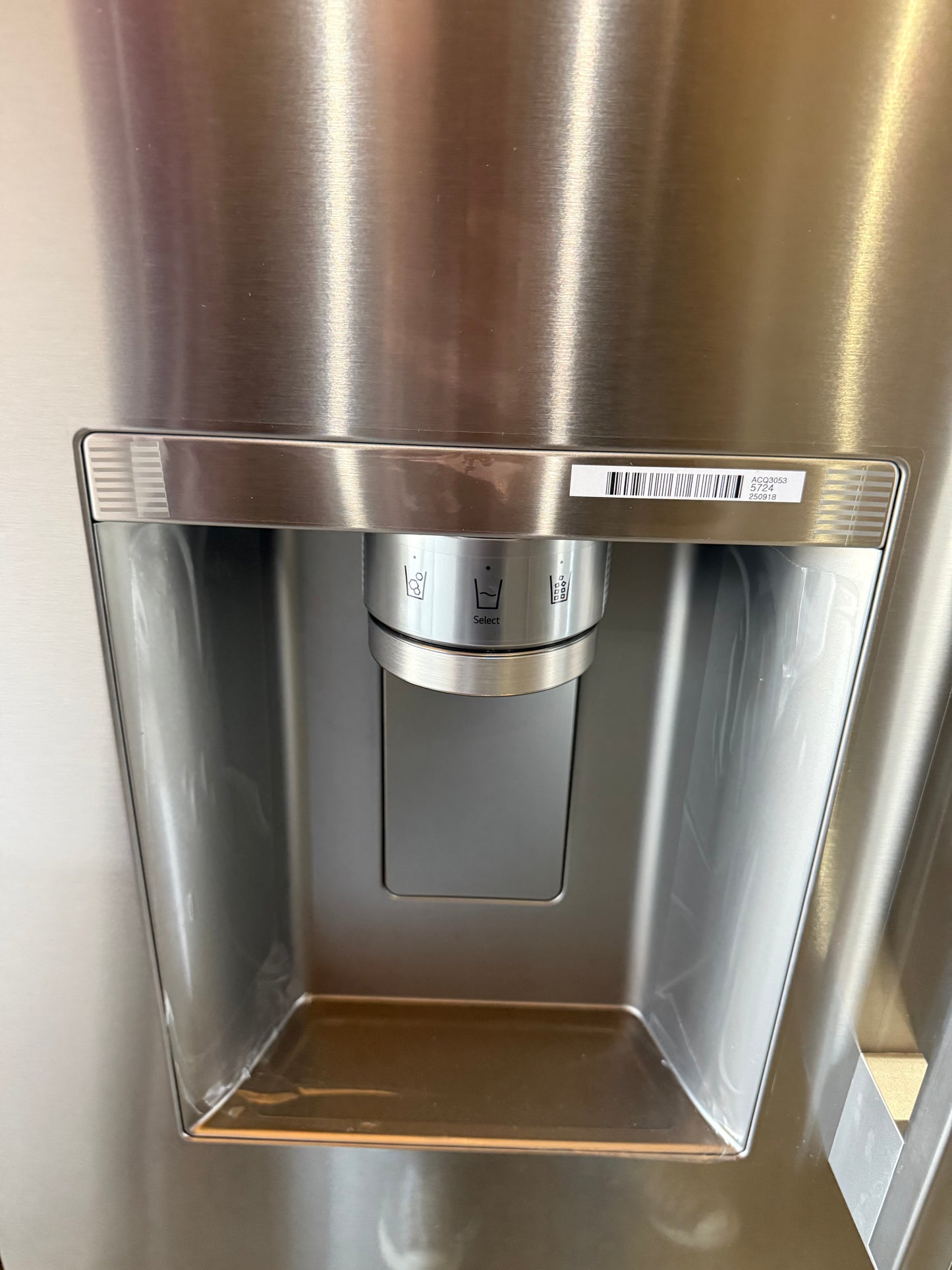 LG
24 cu. ft. Counter Depth MAX Zero Clearance 3-Door French Door Refrigerator with Craft Ice in PrintProof Stainless Steel