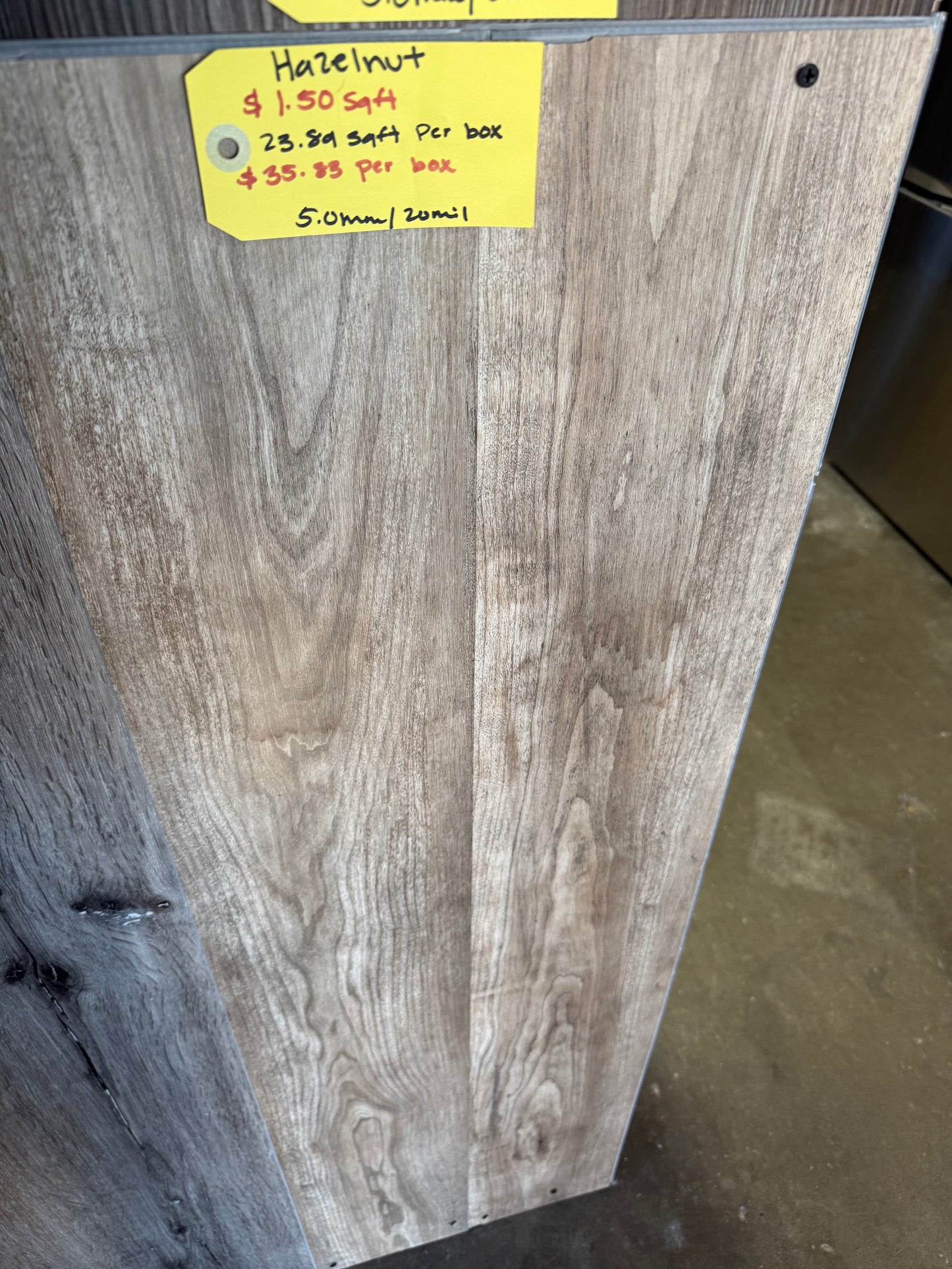 Hazelnut Vynil flooring waterproof ( 23.89)