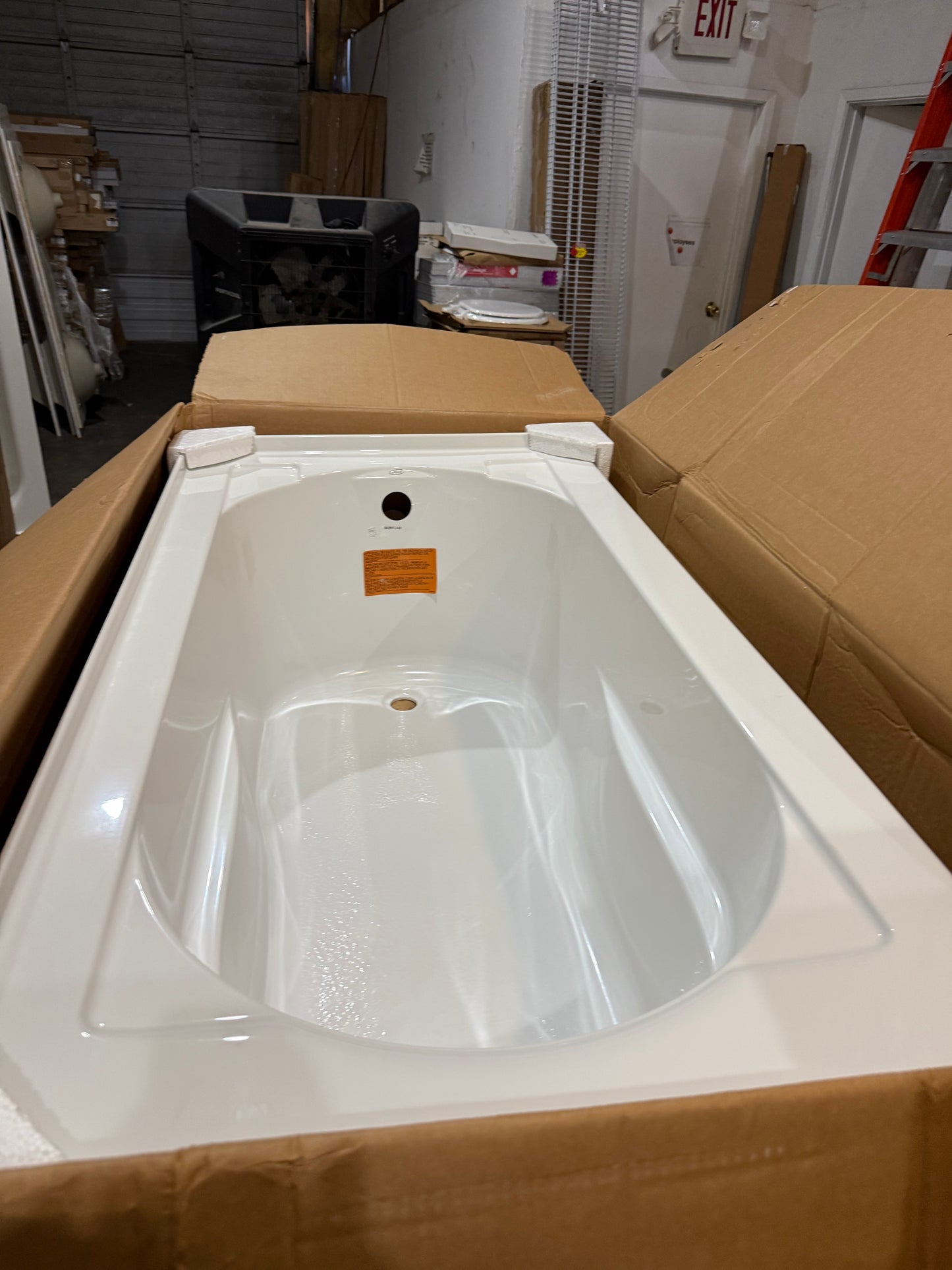 KOHLER
Devonshire 60 in. x 32 in. Rectangular Soaking Bathtub with Right-Hand Drain in White