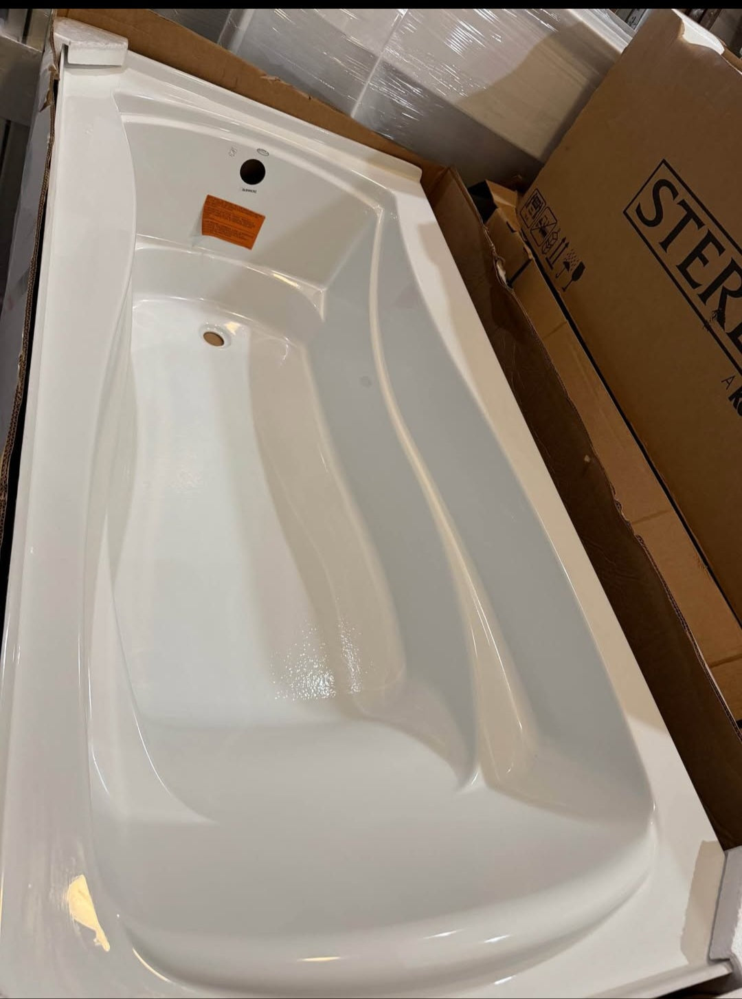 KOHLER
Mariposa 72 in. x 36 in. Soaking Bathtub with Right-Hand Drain in White, Integral Flange